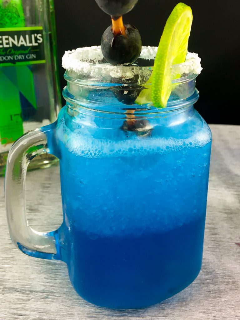 coctel blue cucarao
